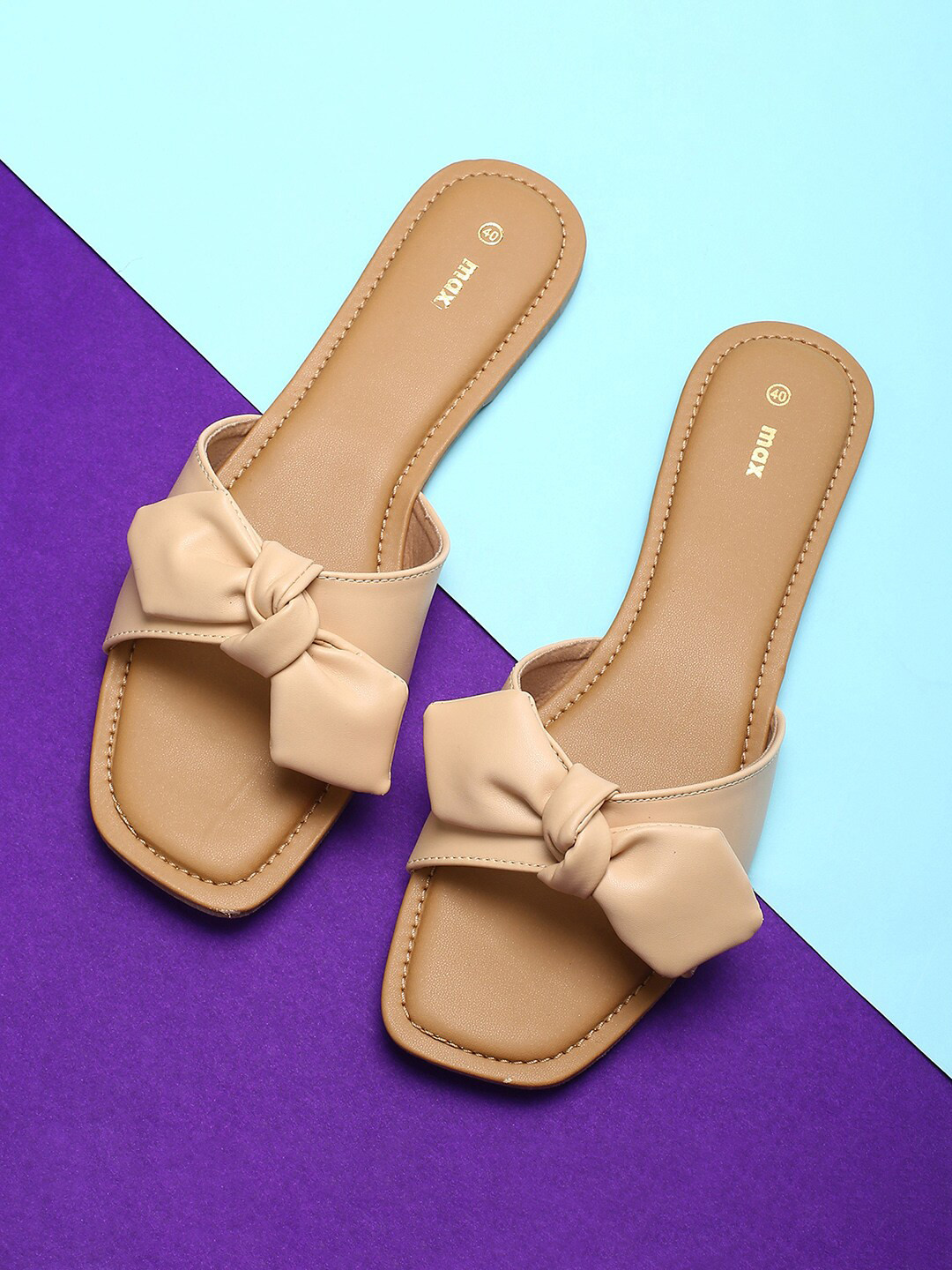 

max Women Cream-Coloured Open Toe Flats with Bow