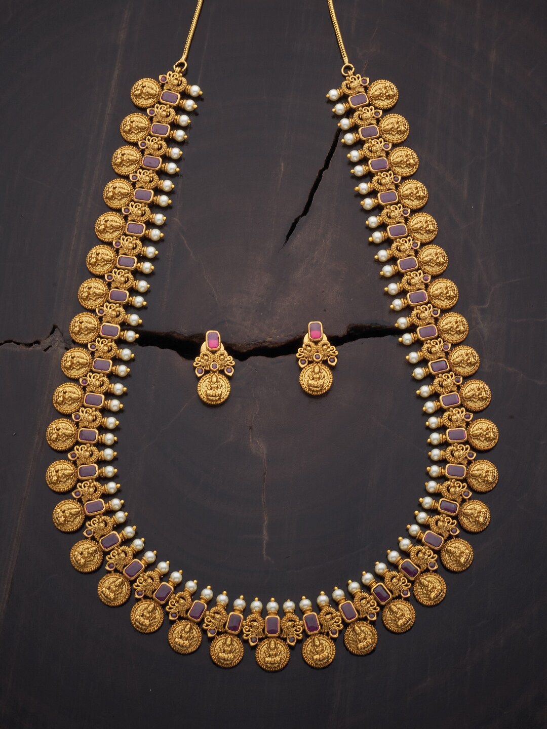 

Kushal's Fashion Jewellery Gold-Plated & Red Stone-Studded & Beaded Jewellery Set