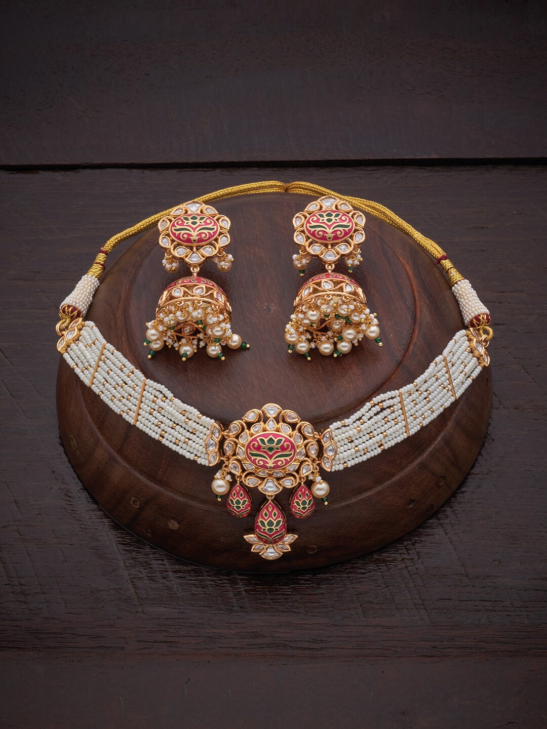 

Kushal's Fashion Jewellery Gold-Toned Gold-Plated Kundan & Beaded Jewellery Set