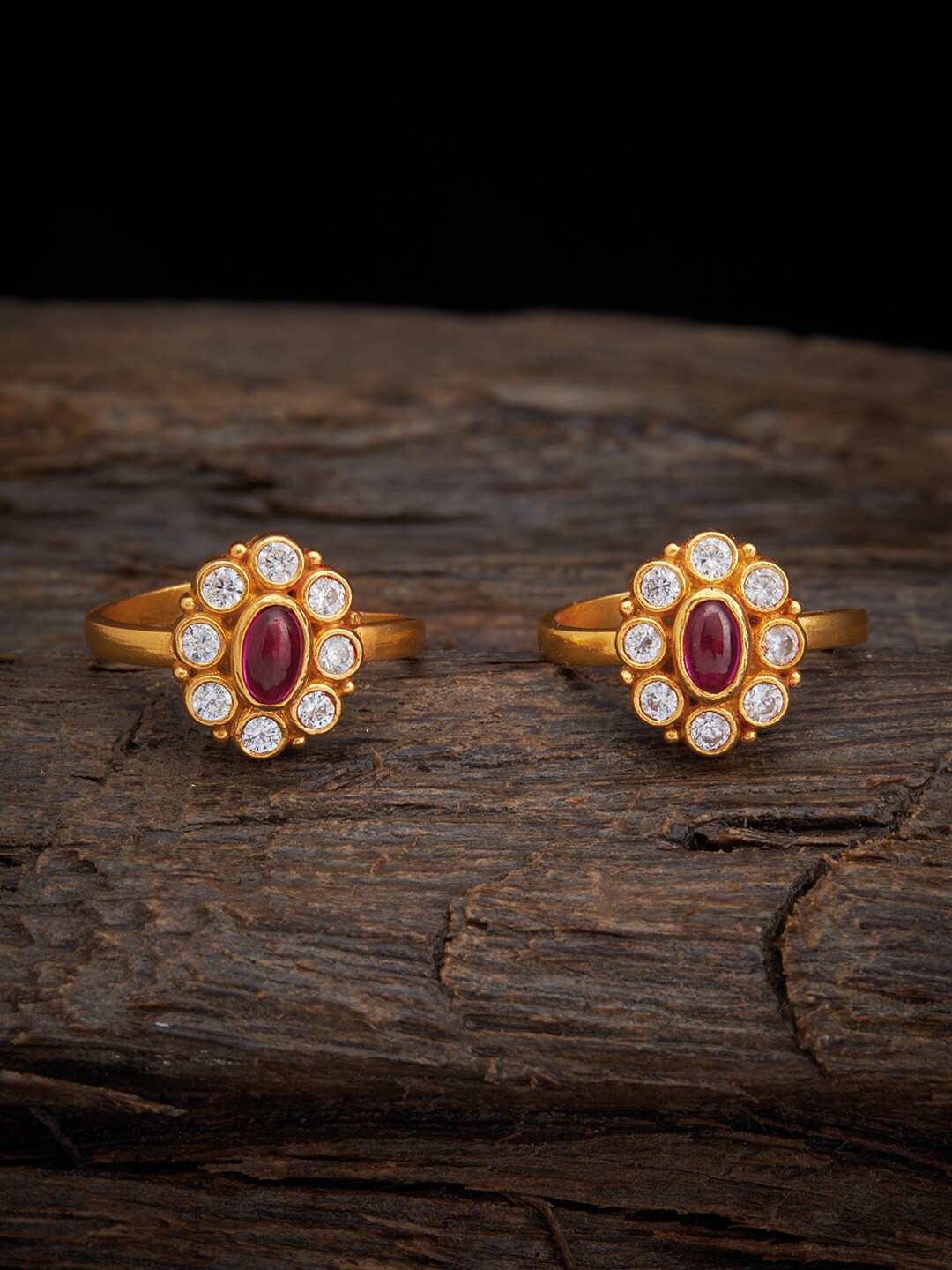 

Kushal's Fashion Jewellery Set Of 2 Gold-Toned Pink & Green Stone-Studded Toe Ring