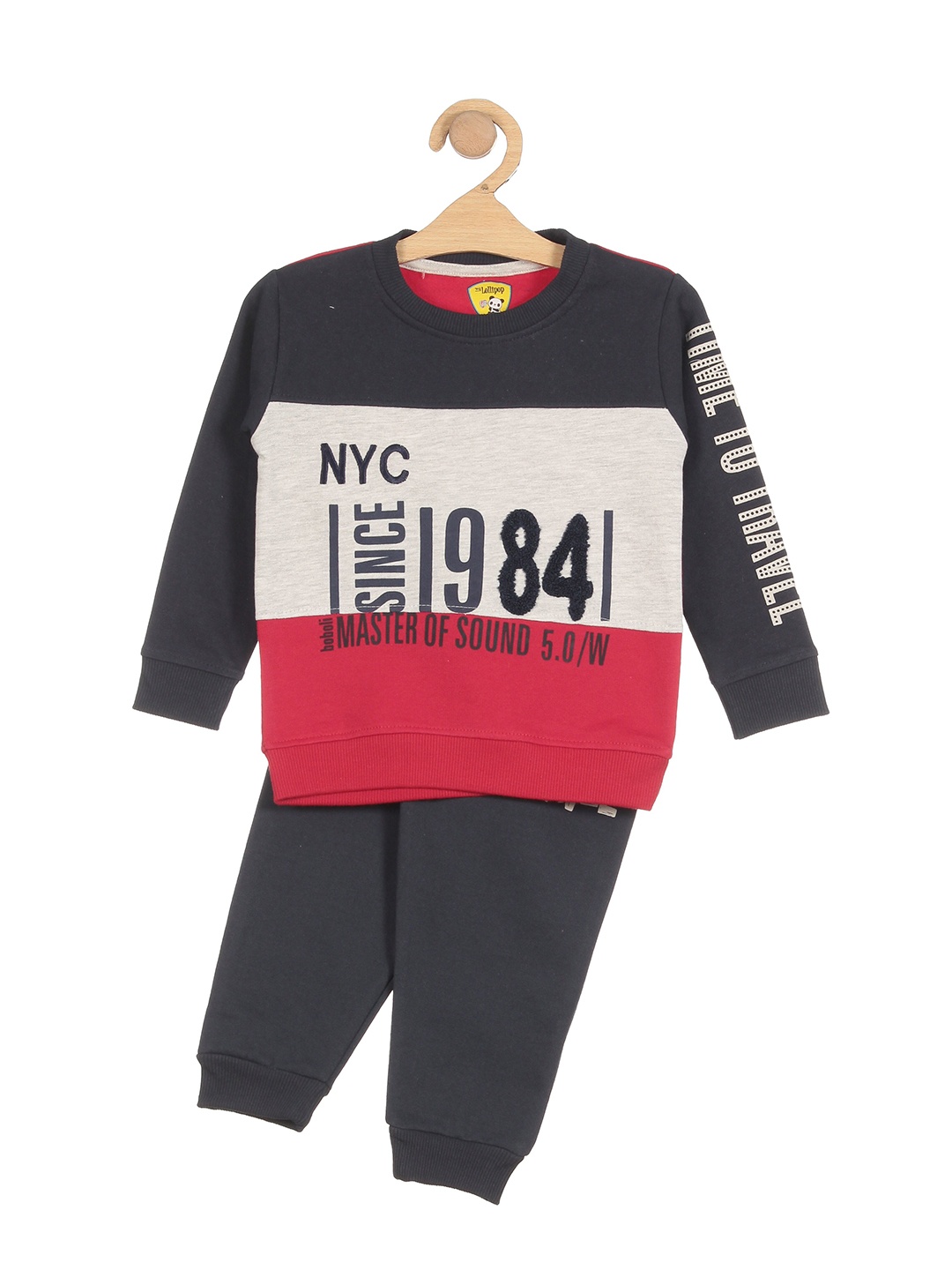 

Lil Lollipop Boys Navy Blue & White Printed T-shirt with Capris