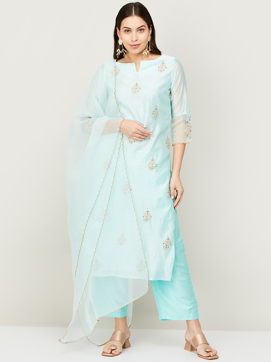 

Melange by Lifestyle Women Green Floral Embroidered Kurta with Trousers & Dupatta