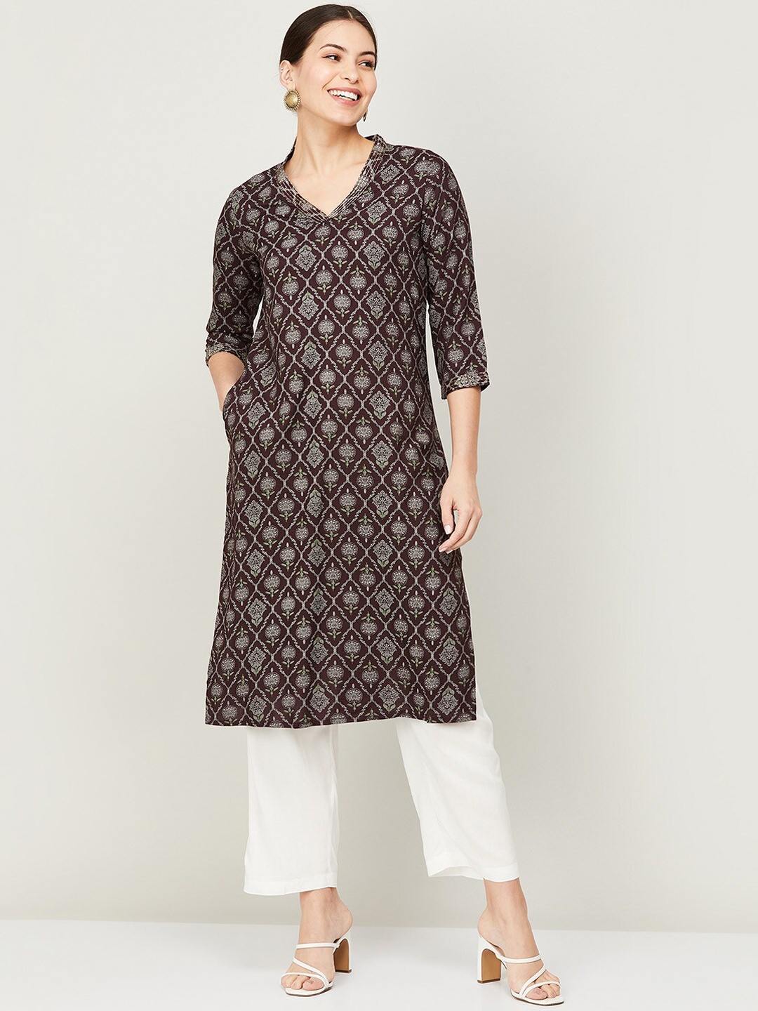 

Melange by Lifestyle Women Coffee Brown & White Printed Straight Kurta with Trousers
