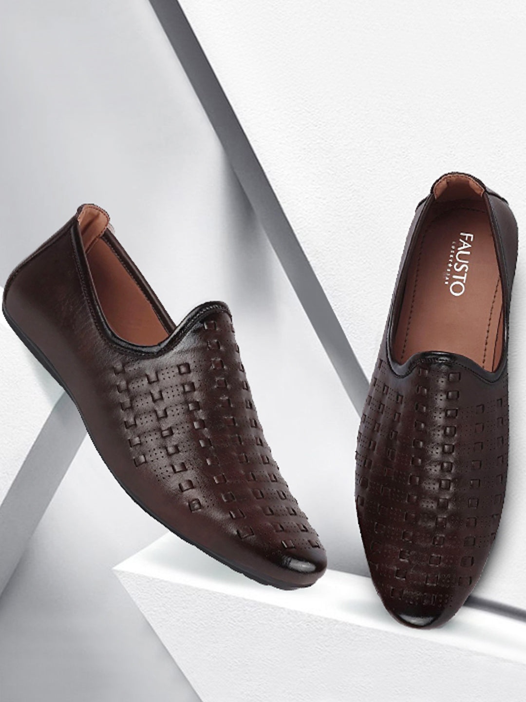 

FAUSTO Men Brown Textured PU Mojaris