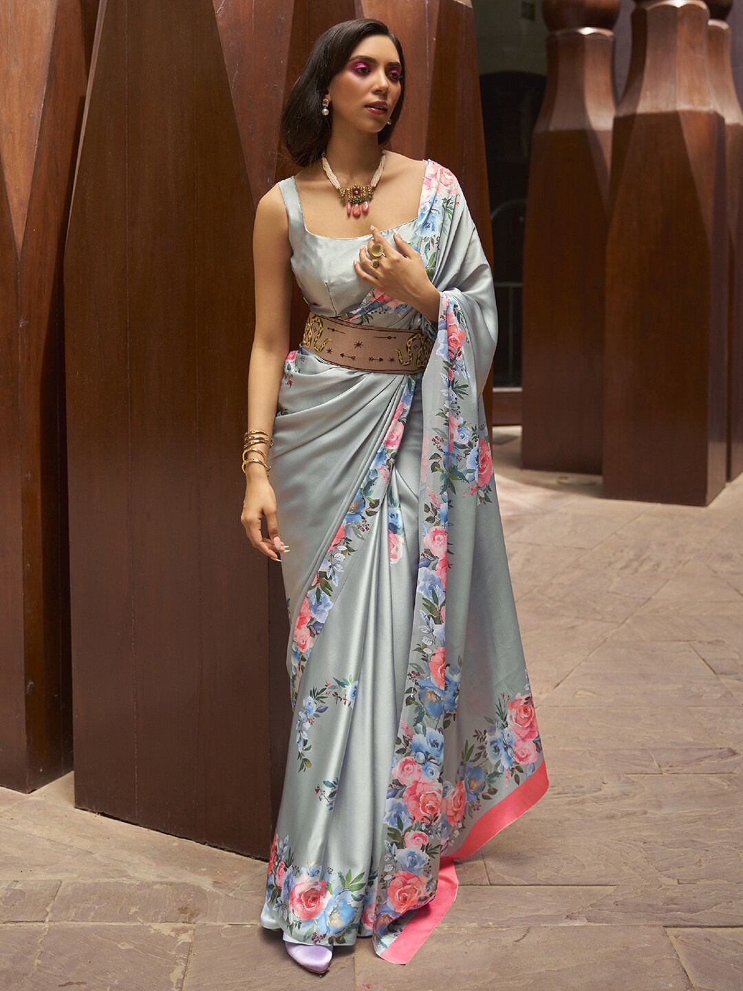 

Mitera Grey & Pink Floral Satin Banarasi Saree
