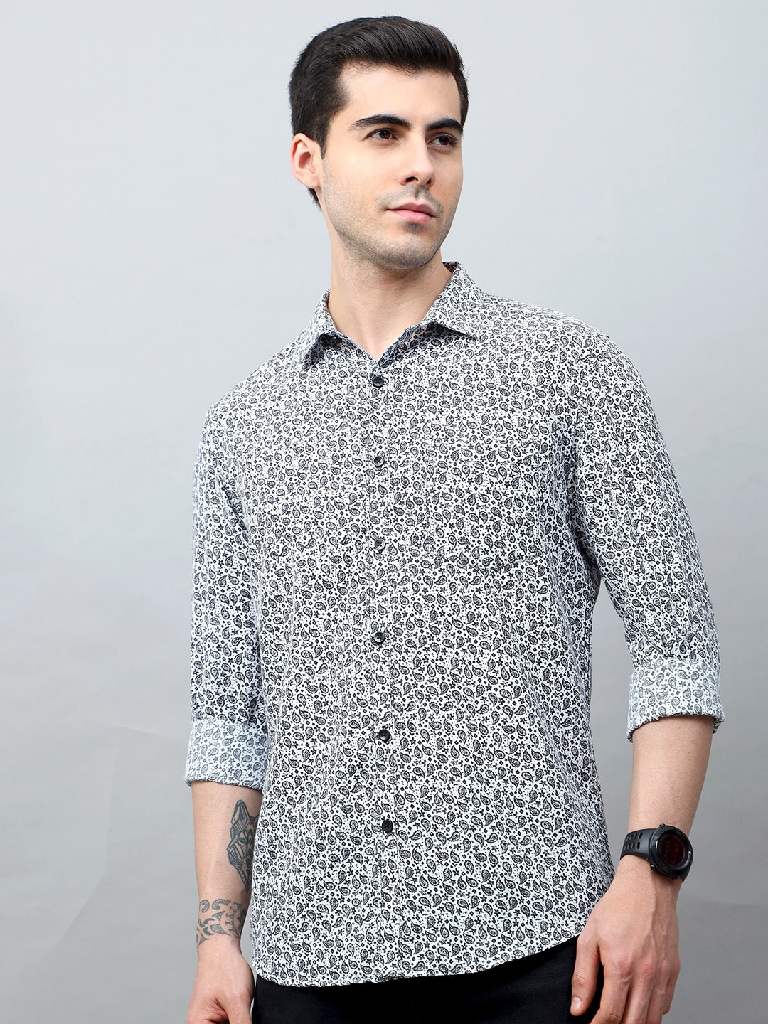 

Bushirt Men White Comfort Printed Casual Shirt