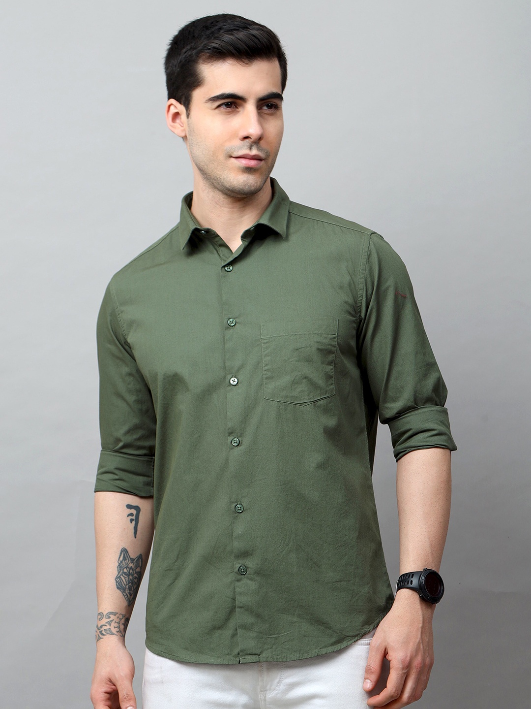 

Bushirt Men Green Solid Comfort Casual Pure Cotton Shirt