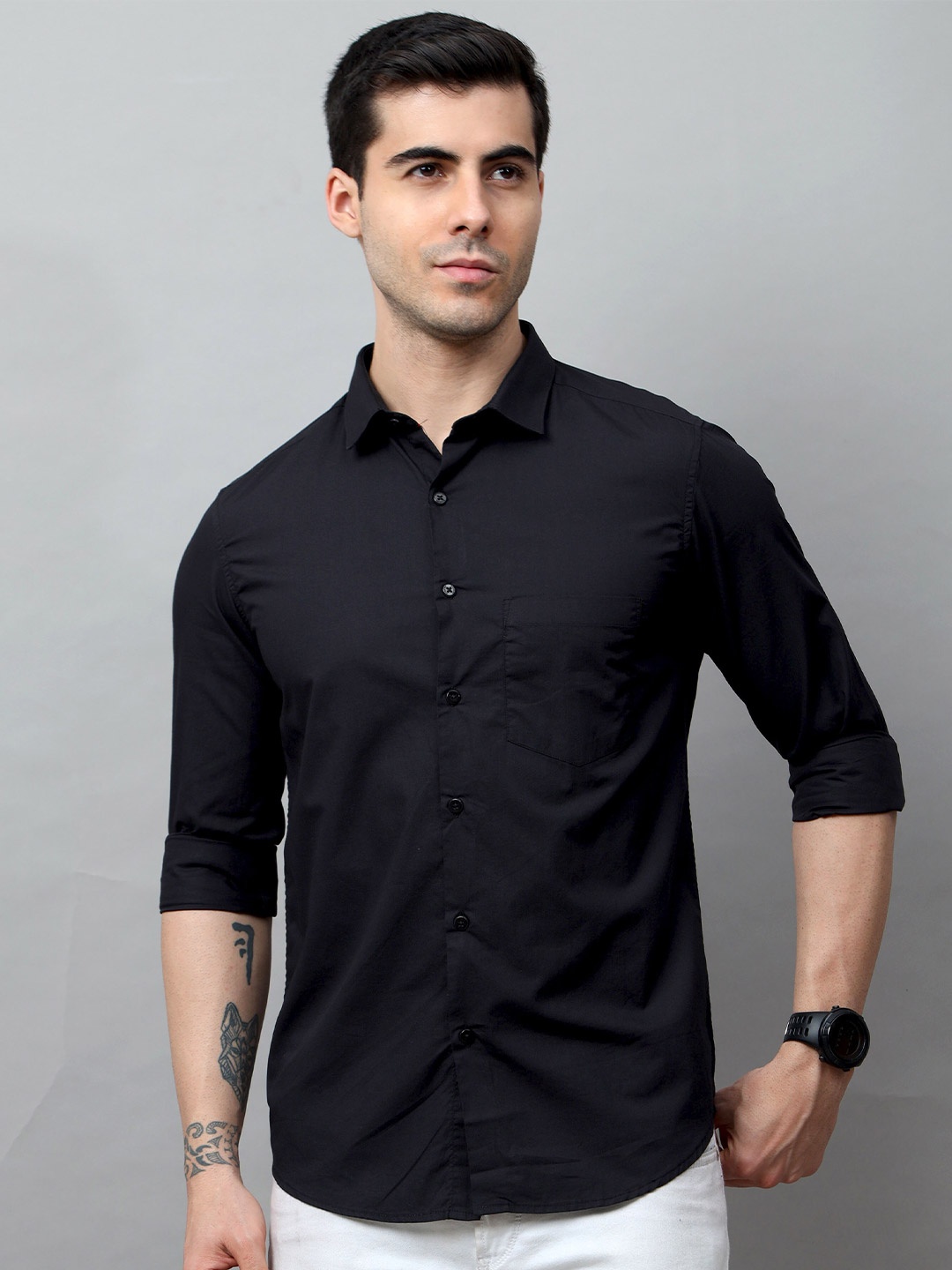 

Bushirt Men Black Solid Pure Cotton Comfort Casual Shirt