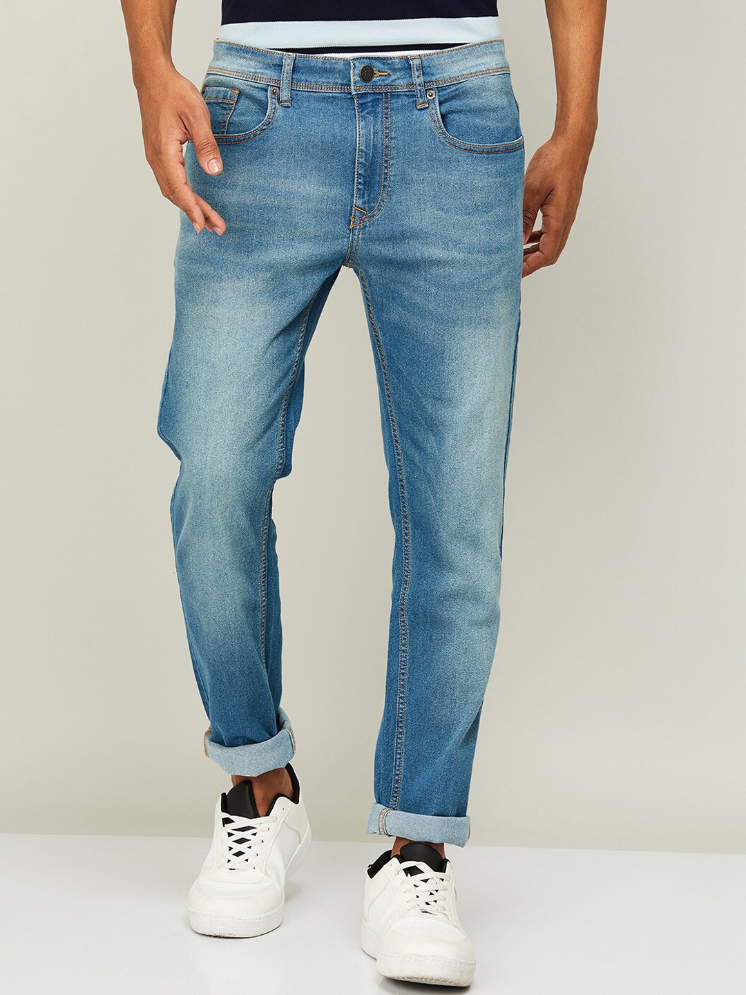 

Fame Forever by Lifestyle Men Blue Skinny Fit Mildly Distressed Heavy Fade Jeans