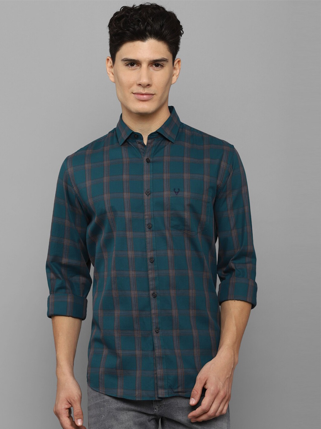 

Allen Solly Men Teal Green Cotton Slim Fit Checked Casual Shirt