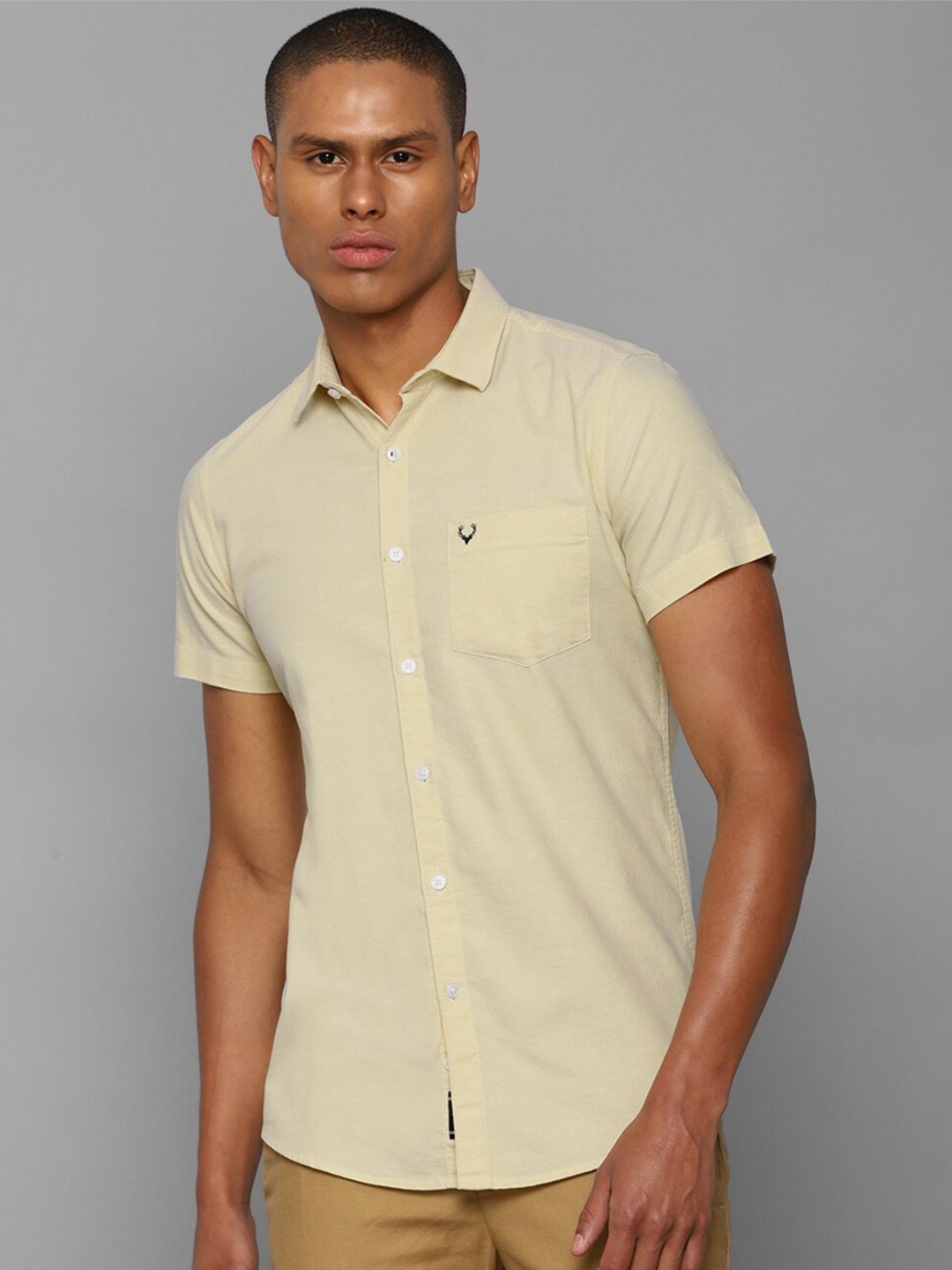 

Allen Solly Men Cream Cotton Slim Fit Casual Shirt