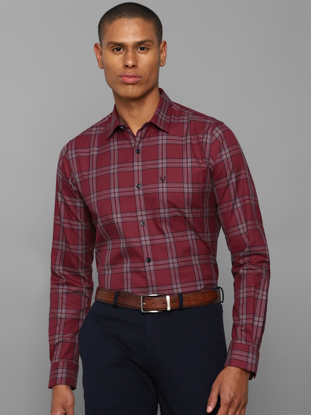 

Allen Solly Men Maroon Cotton Slim Fit Tartan Checks Checked Formal Shirt