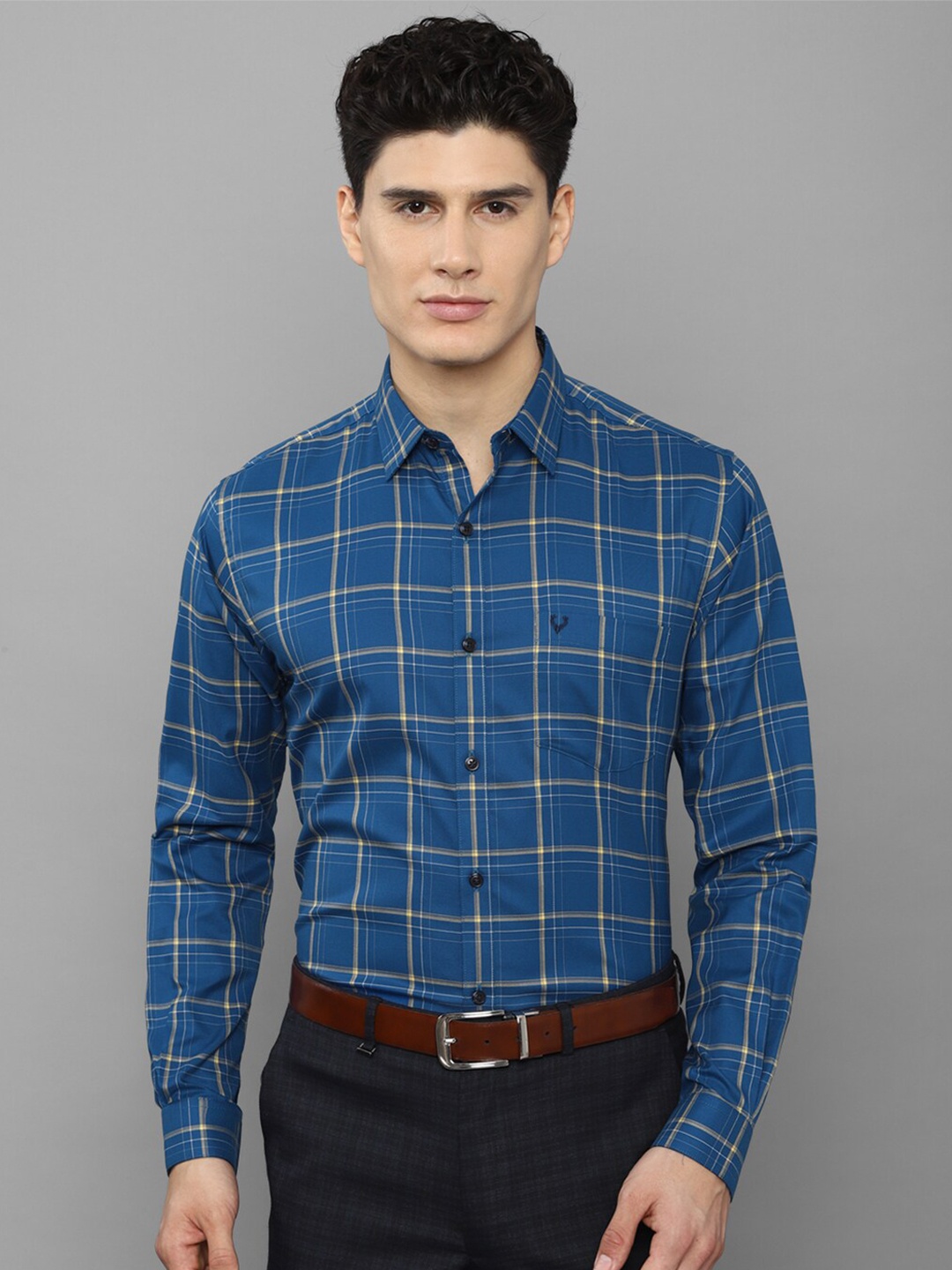 

Allen Solly Men Blue Cotton Slim Fit Tartan Checks Checked Formal Shirt