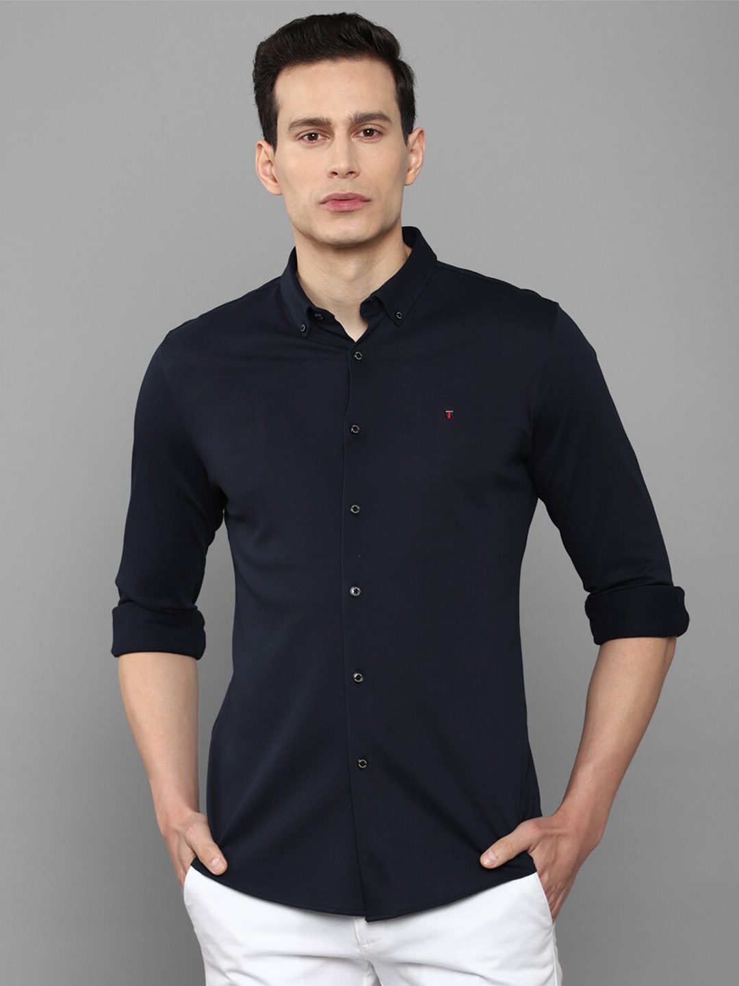 

Louis Philippe Jeans Men Navy Blue Cotton Slim Fit Solid Casual Shirt