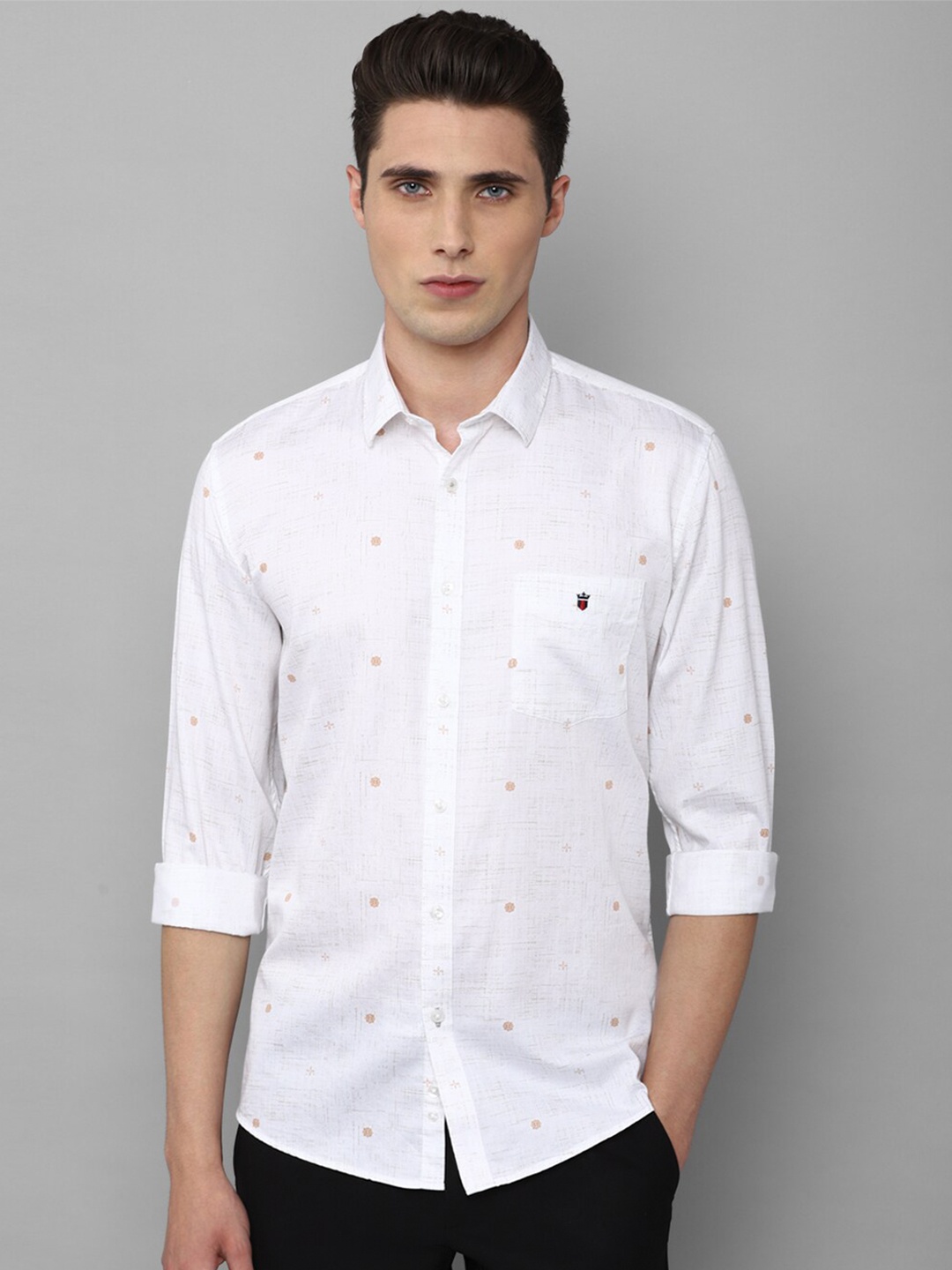 

Louis Philippe Sport Men White Slim Fit Pure Cotton Printed Casual Shirt