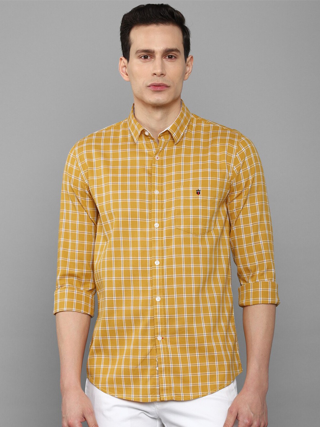 

Louis Philippe Sport Men Yellow Slim Fit Checked Cotton Casual Shirt