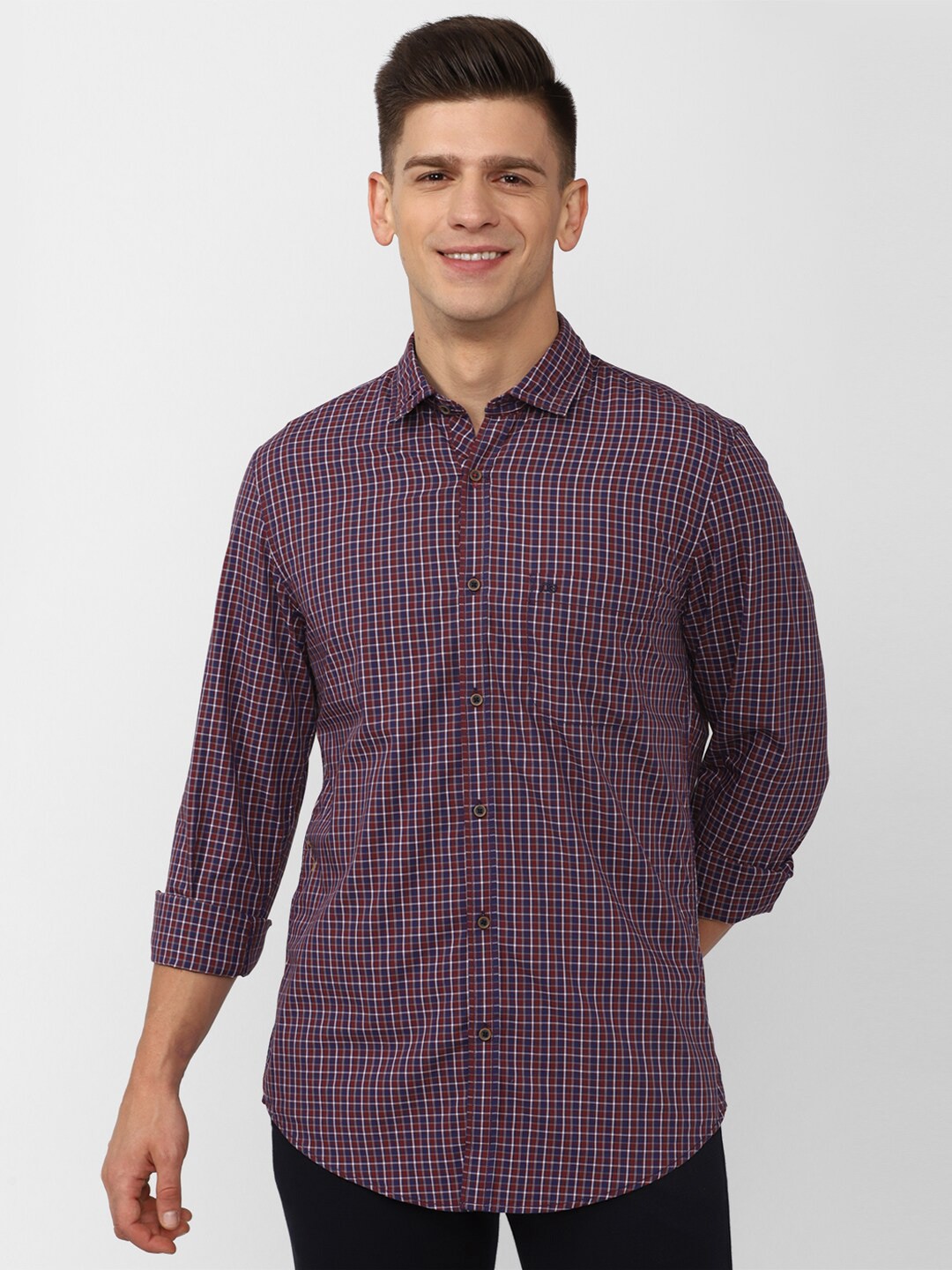 

Peter England Casuals Men Purple Slim Fit Checked Cotton Casual Shirt