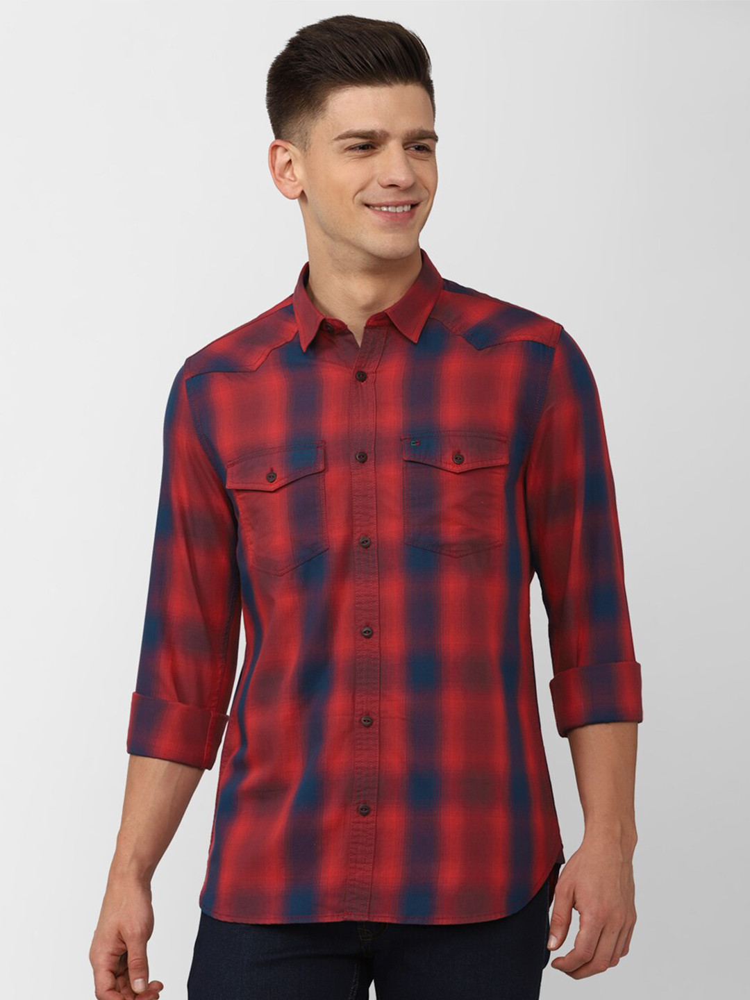 

Peter England Casuals Men Red Slim Fit Checked Cotton Casual Shirt