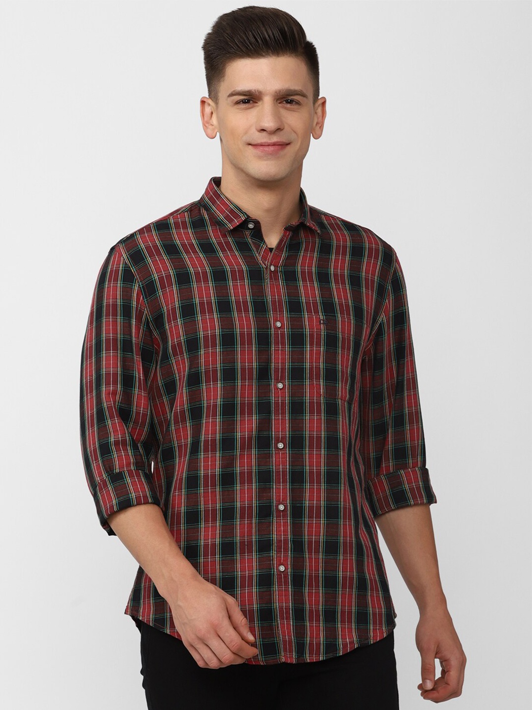 

Peter England Casuals Men Red Slim Fit Tartan Checks Checked Casual Shirt