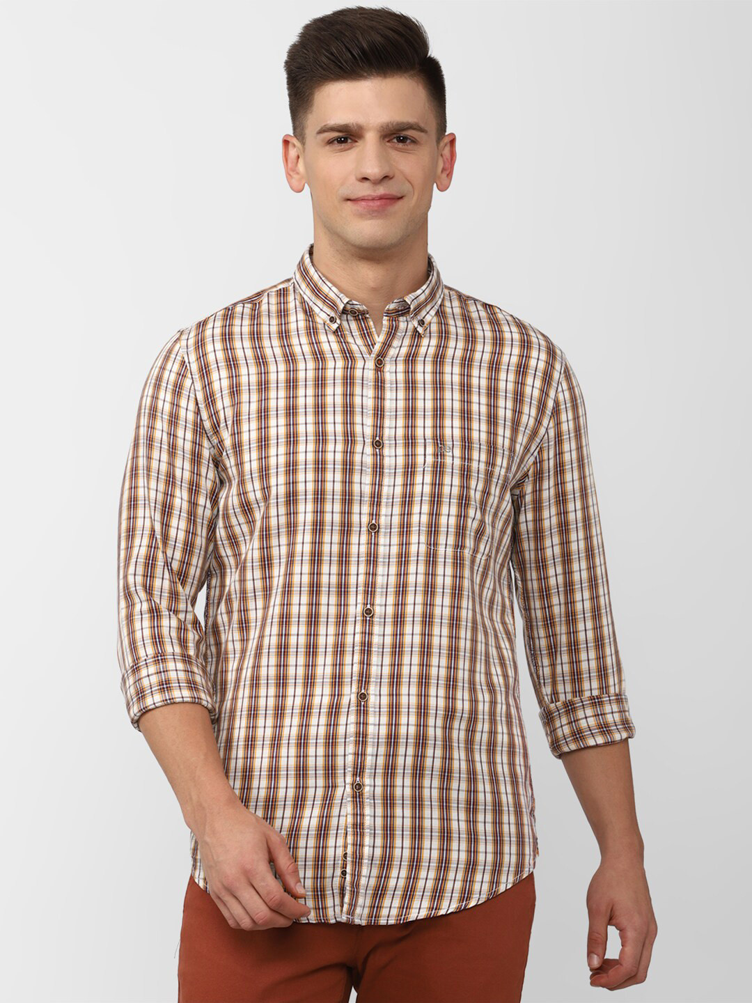 

Peter England Casuals Men White Slim Fit Checked Casual Shirt