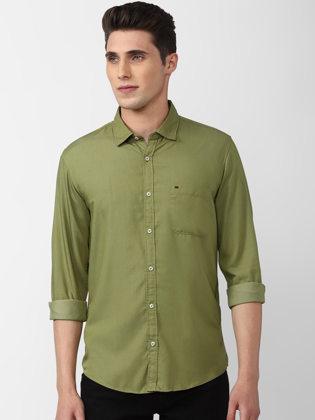 

Peter England Casuals Men Green Slim Fit Casual Shirt