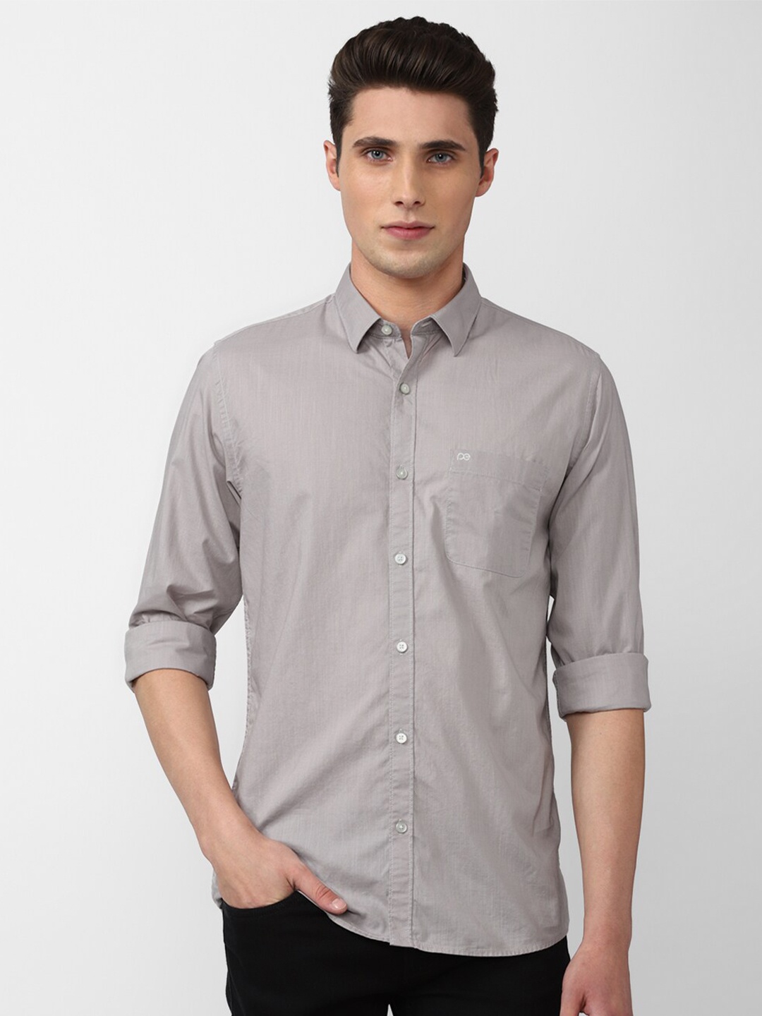 

Peter England Casuals Men Grey Solid Cotton Slim Fit Casual Shirt