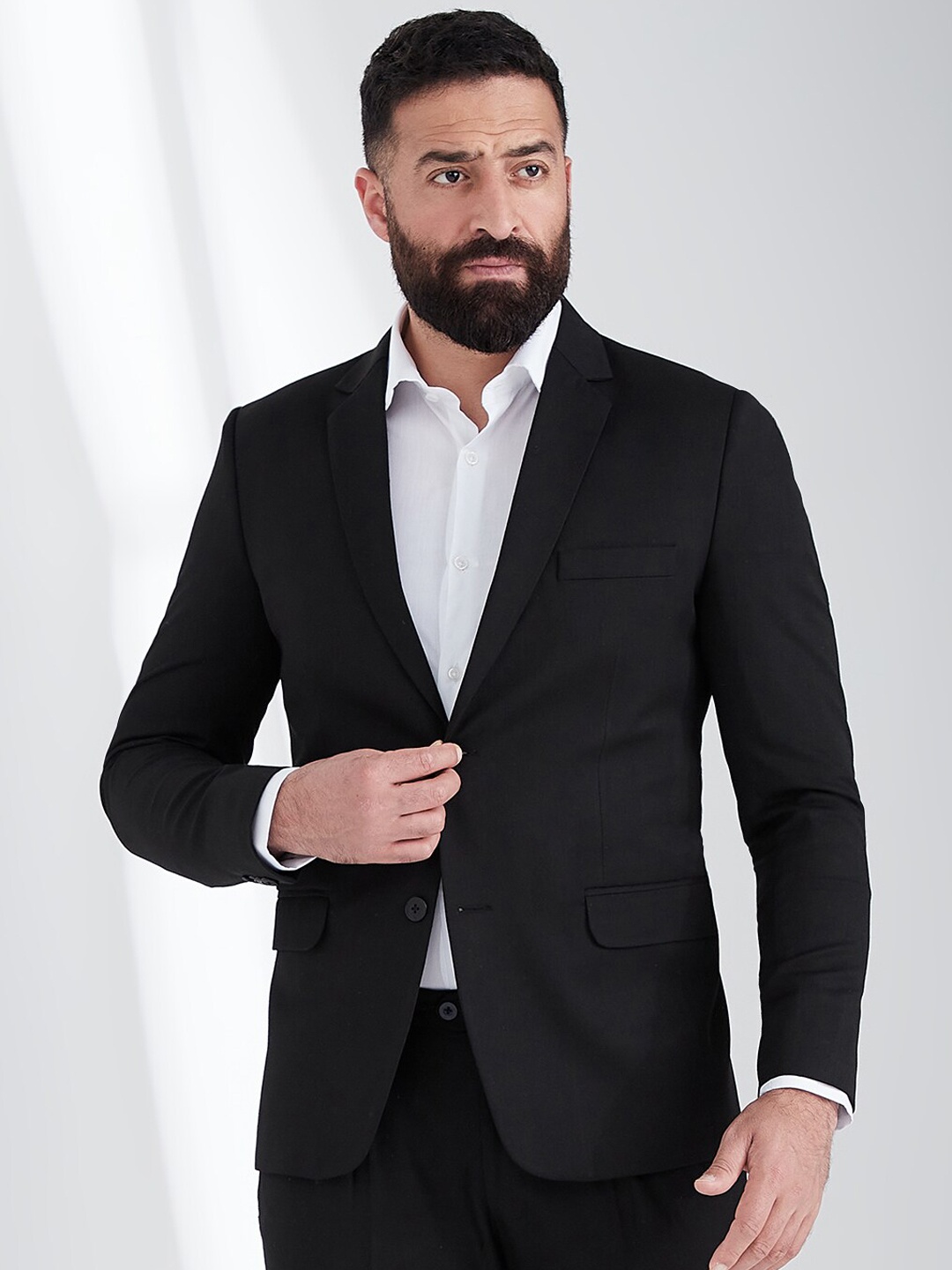 

MR BUTTON Men Black Solid Single-Breasted Formal Blazer