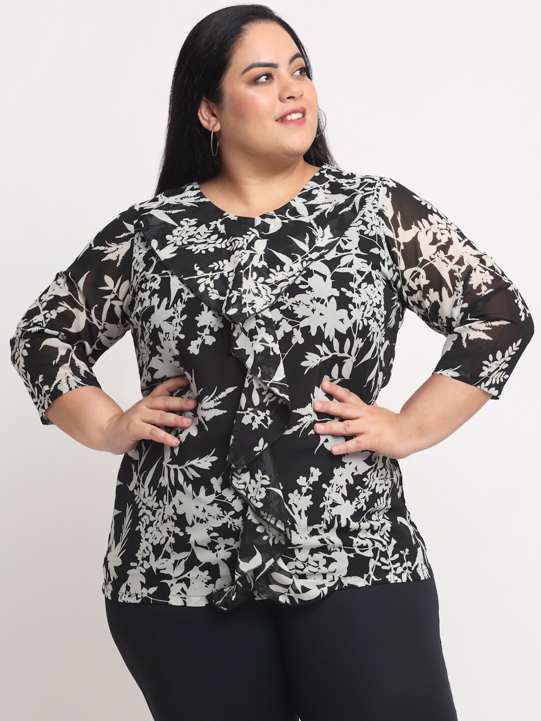 

plusS Plus Size Black Floral Print Top