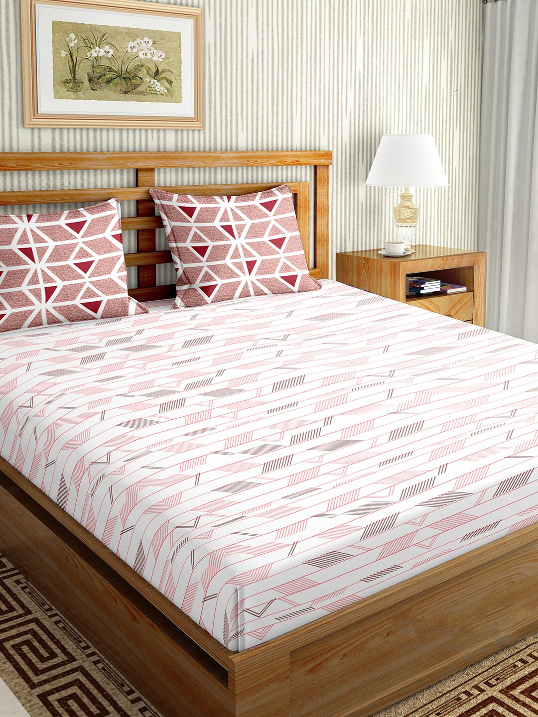 

BELLA CASA Pink & Grey Geometric 150 TC King Bedsheet with 2 Pillow Covers