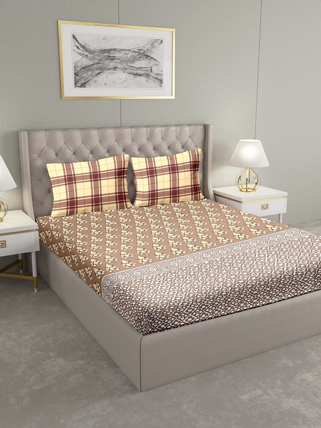 

BELLA CASA Brown & Beige Geometric 180 TC King Bedsheet with 2 Pillow Covers