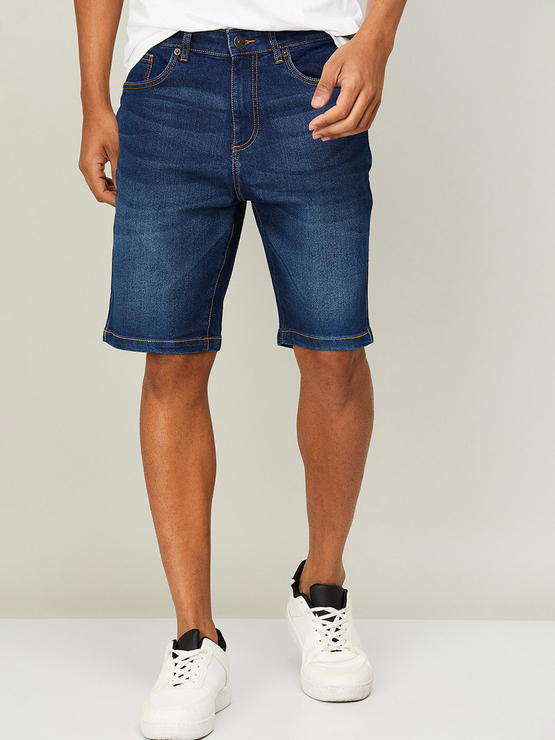 

Fame Forever by Lifestyle Men Blue Washed Slim Fit Denim Shorts