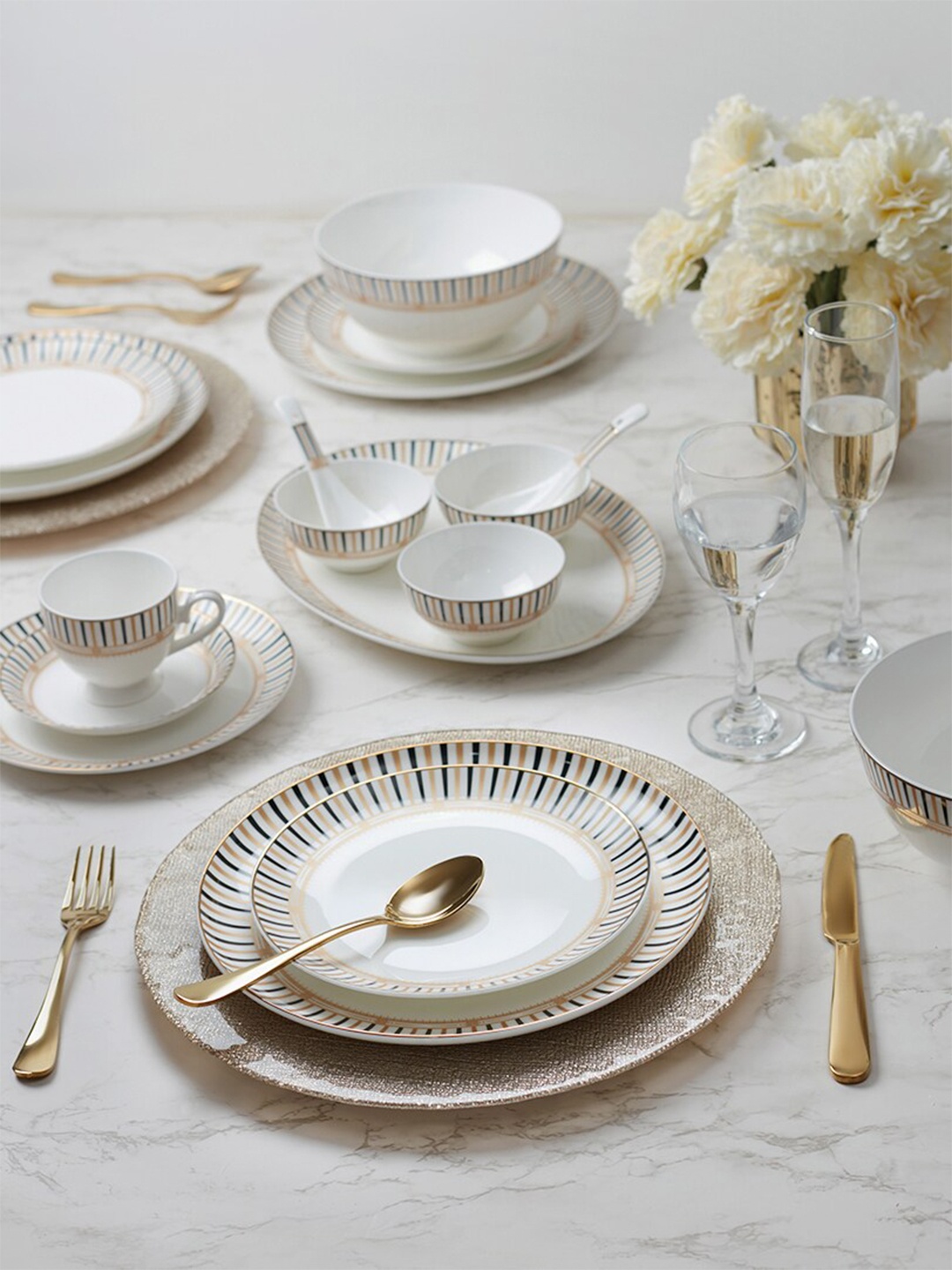 

HomeTown Printed 33 Pieces of Bone China Glossy Dinner Set, White