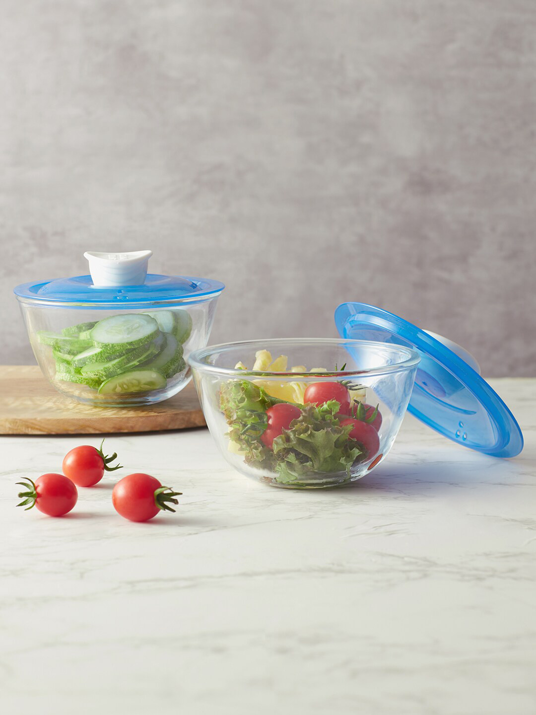 

HomeTown Blue & Transparent Set of 2 Solid Glass Mixing Bowls