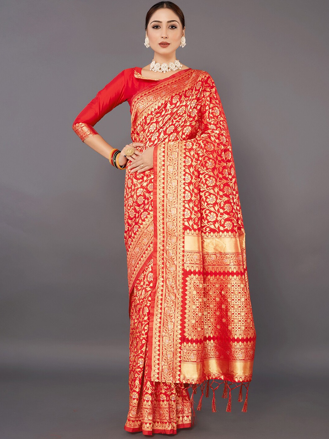 

Mitera Red & Gold-Toned Ethnic Motifs Zari Silk Blend Banarasi Saree