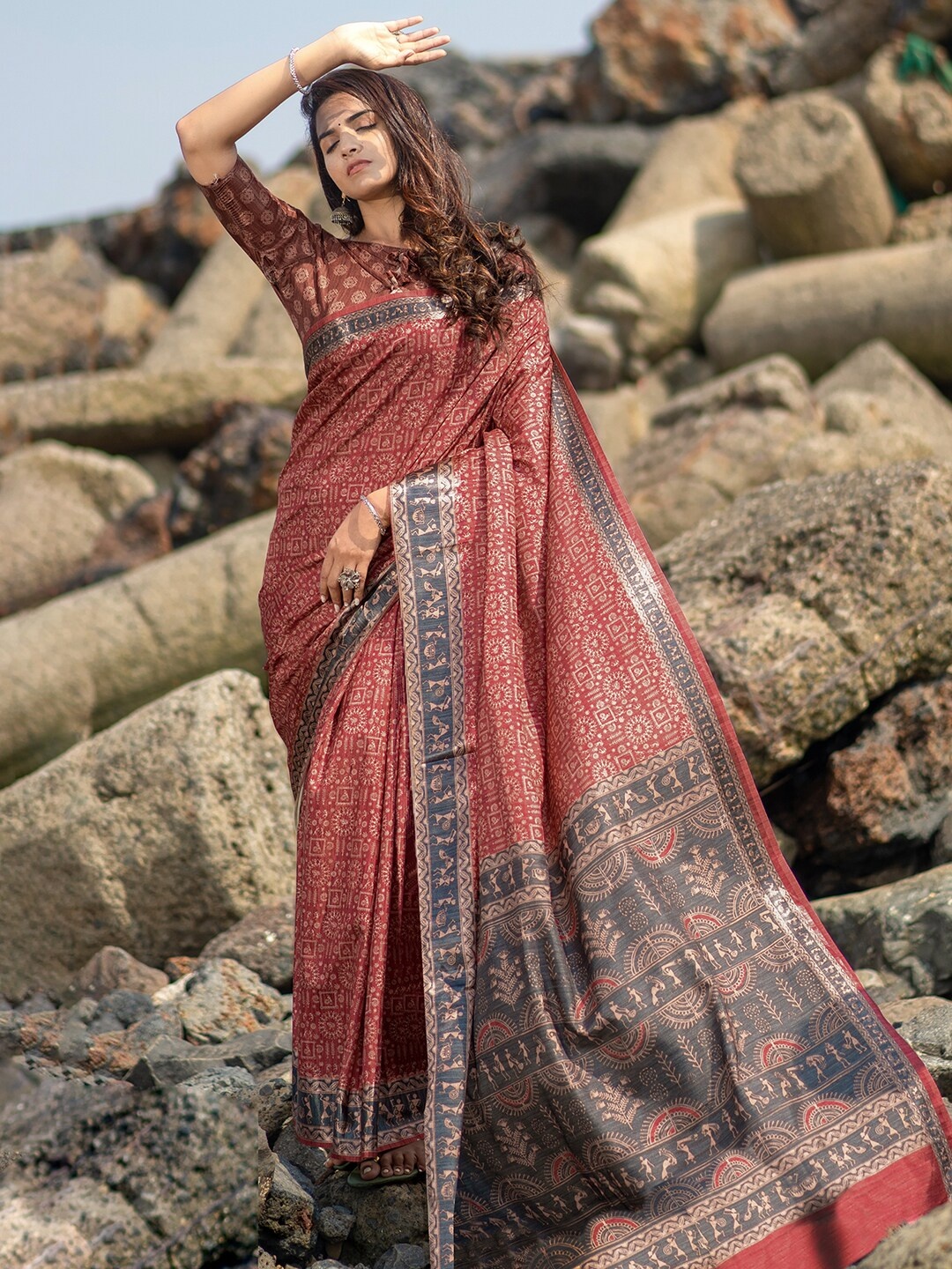 

Mitera Brown & Grey Warli Silk Blend Dabu Saree