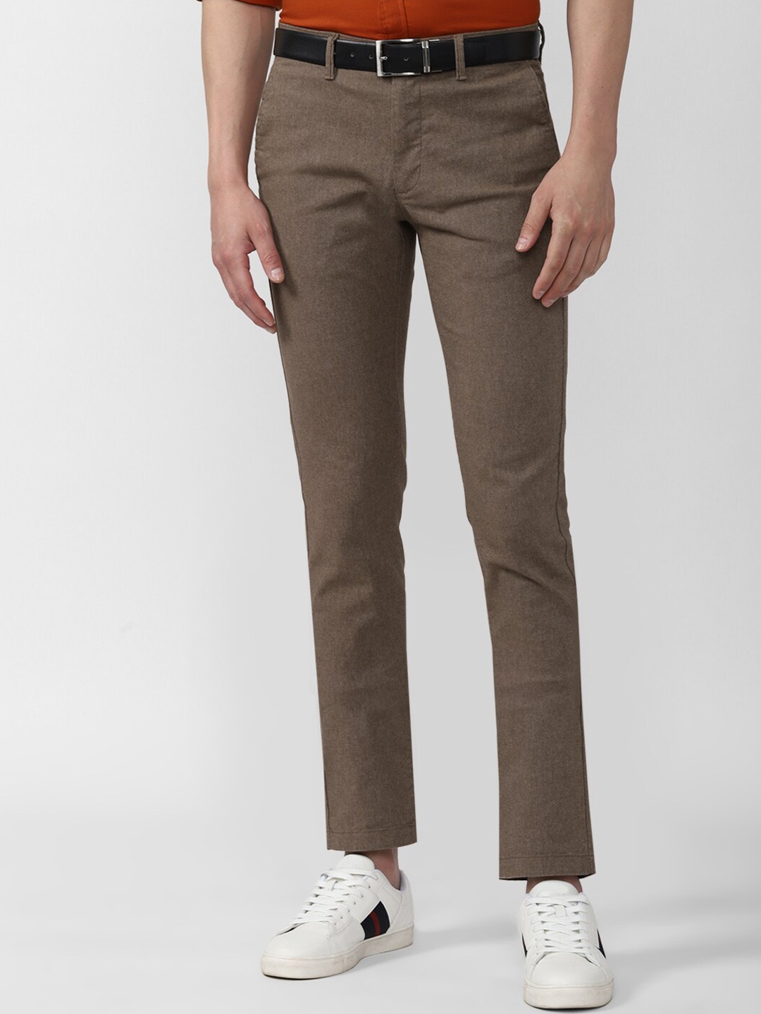 

Van Heusen Sport Men Brown Solid Cotton Slim Fit Trousers