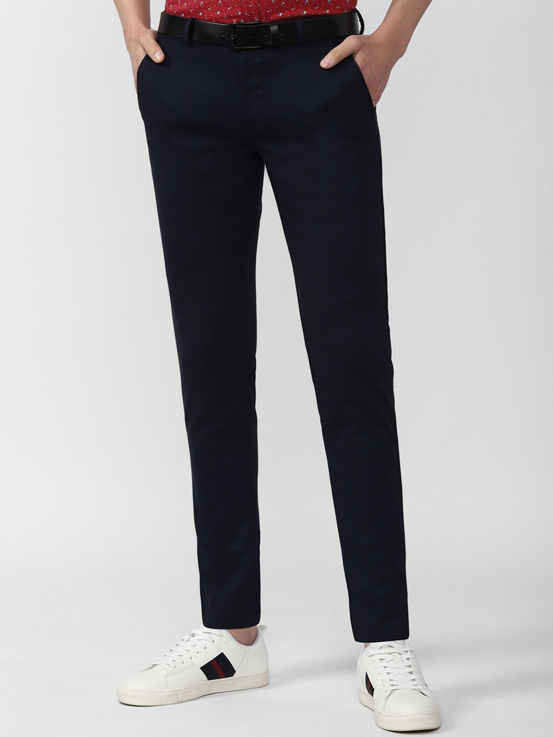 

Van Heusen Sport Men Black Slim Fit Trousers