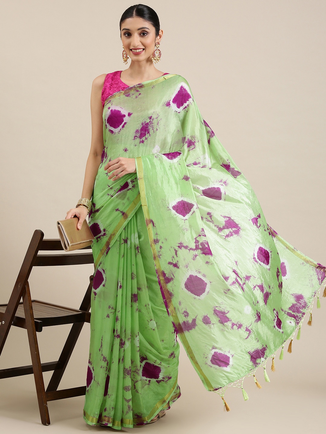 

KALINI Green & Pink Bandhani Art Silk Saree