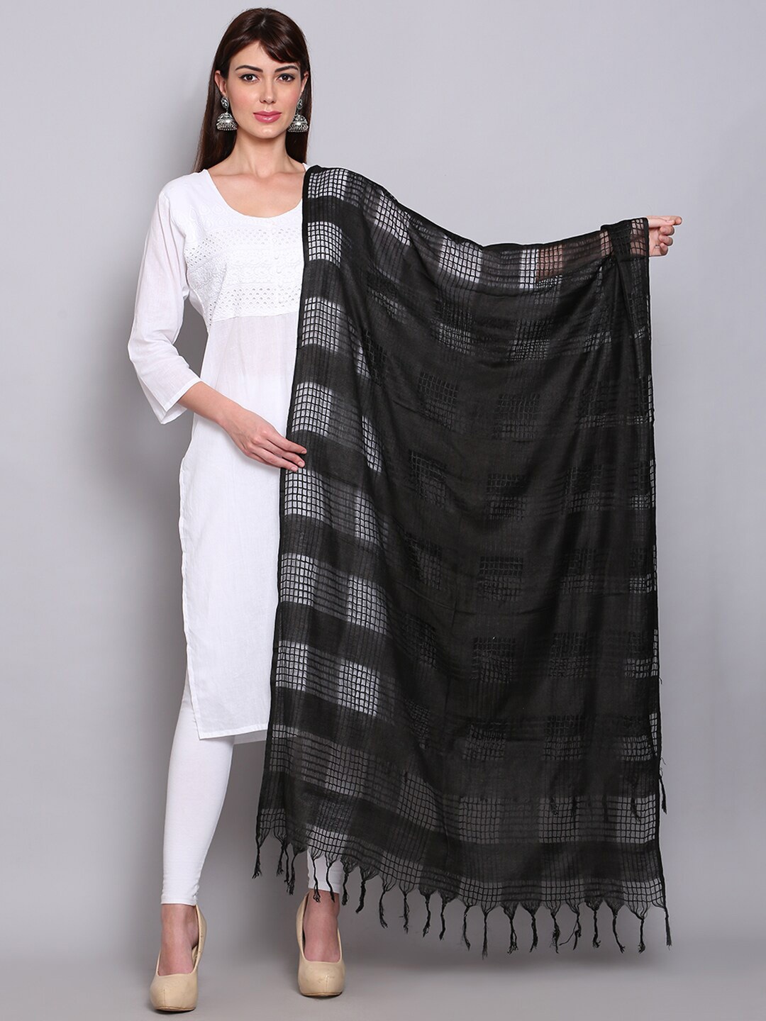 

Miaz Lifestyle Black Checked Printed Pure Cotton Dupatta