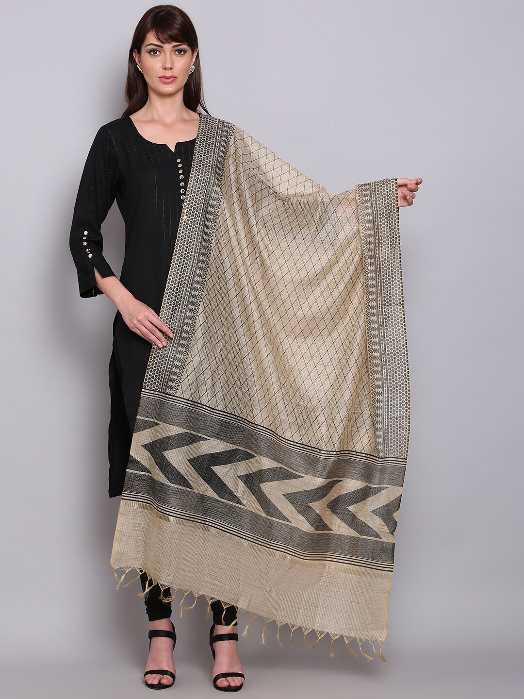 

Miaz Lifestyle Beige & Black Printed Dupatta