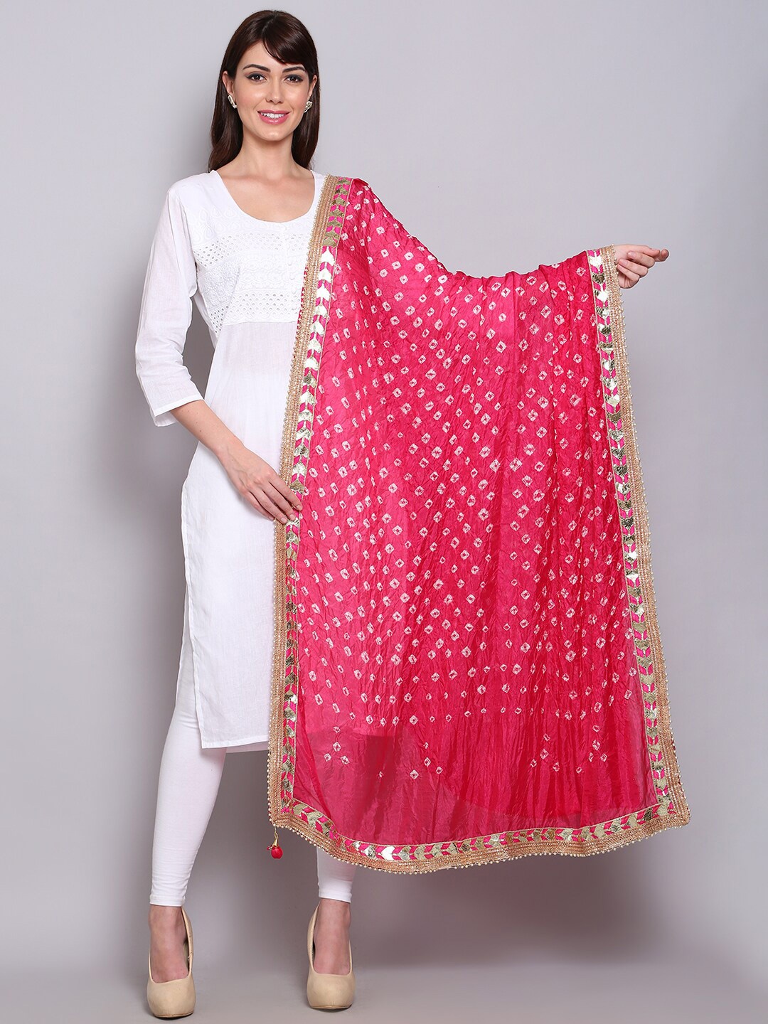 

Miaz Lifestyle Magenta & White Printed Cotton Silk Bandhani with Gotta Patti Dupatta