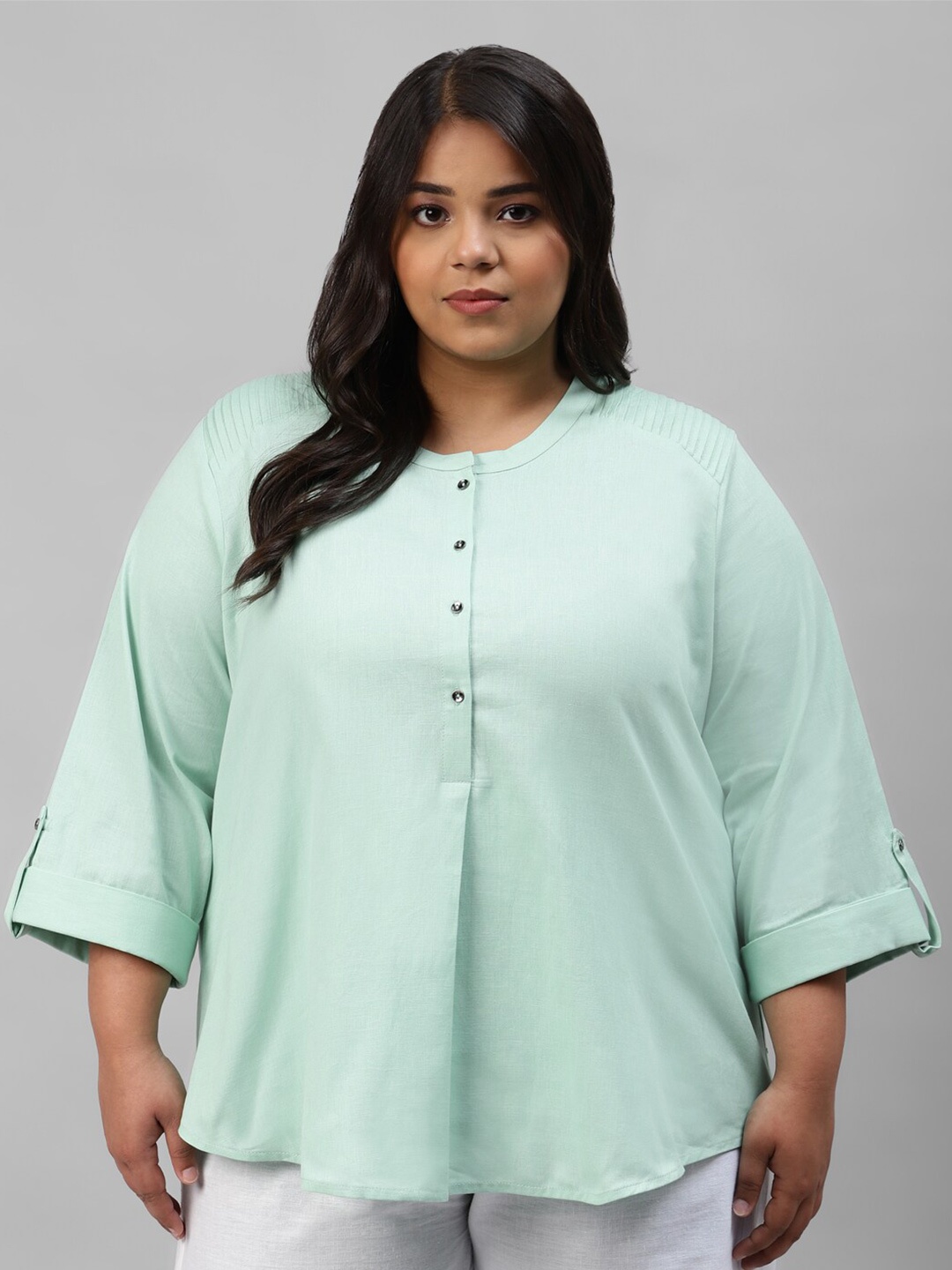 

W Women Plus Size Green Roll-Up Sleeves Shirt Style Top