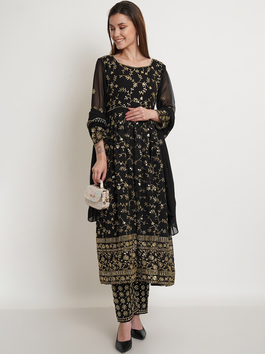 

Purple State Women Black Floral Embroidered Kurta with Trousers & Dupatta