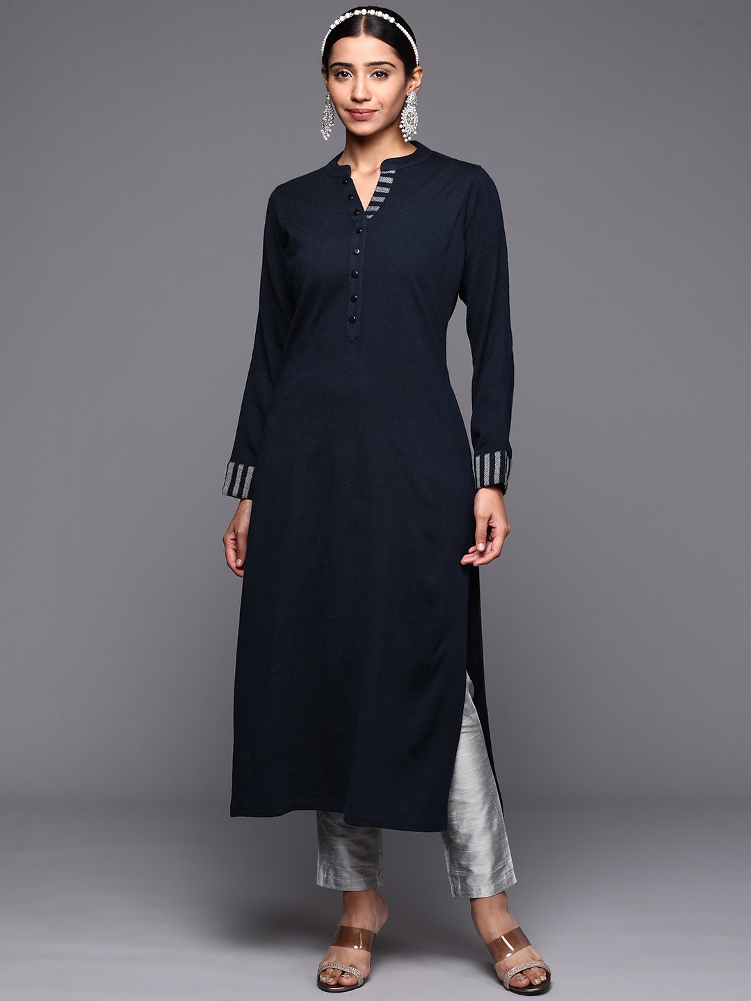 

Libas Women Navy Blue Solid Wool Straight Kurta