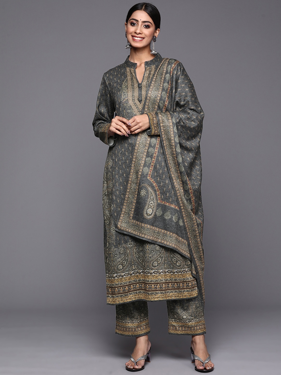 

Libas Women Charcoal Grey Paisley Printed Wool Kurta with Trousers & Dupatta