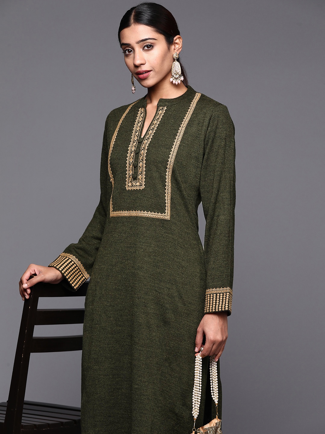 

Libas Women Green Ethnic Motifs Yoke Design Wool Kurta