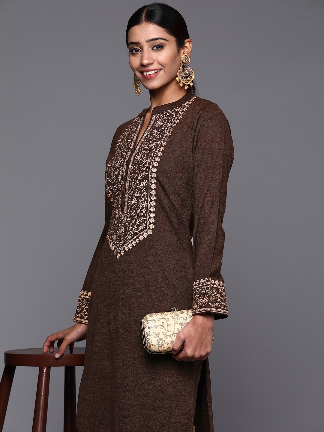 

Libas Women Brown Floral Motifs Yoke Design Thread Work Straight Wool Kurta