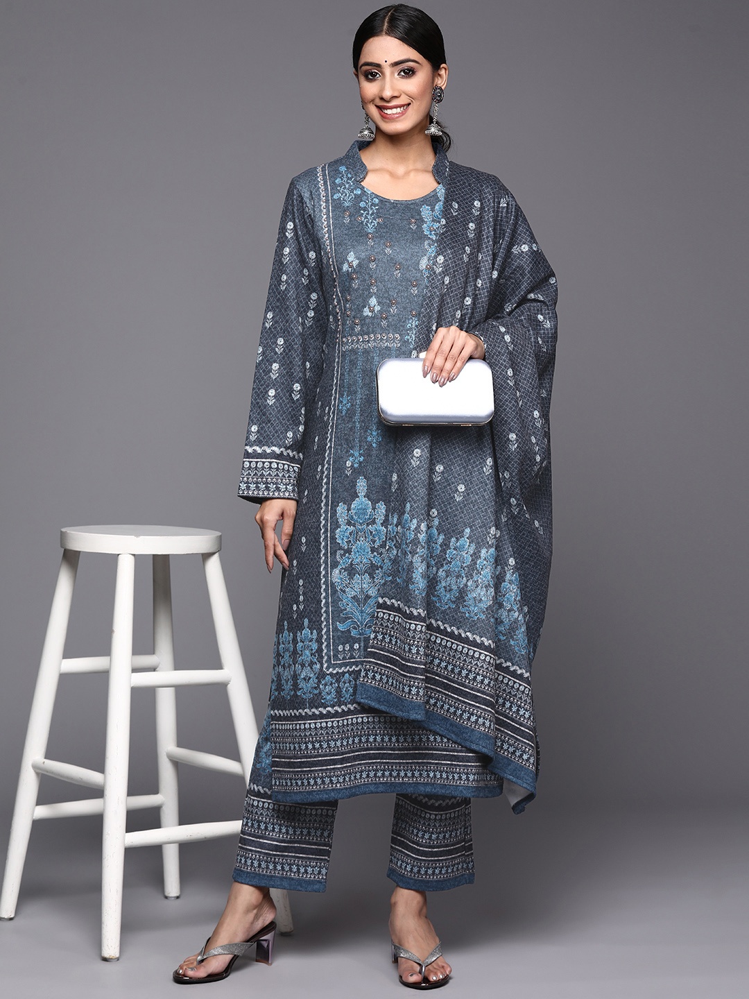 

Libas Women Navy Blue Floral Printed Wool Kurta with Trousers & Dupatta