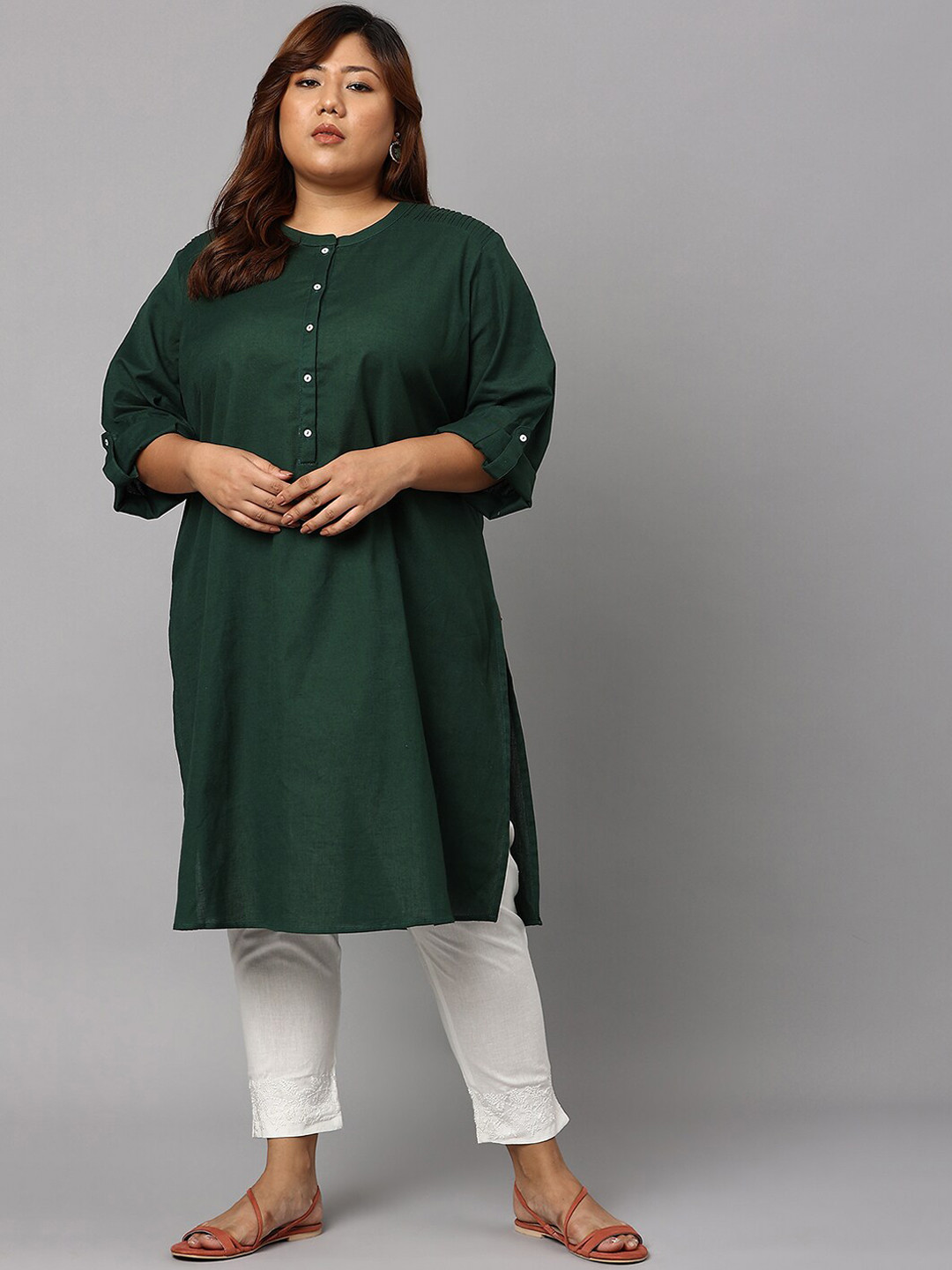 

W Women Green Plus Size Solid Rolled Up Sleeves Kurta
