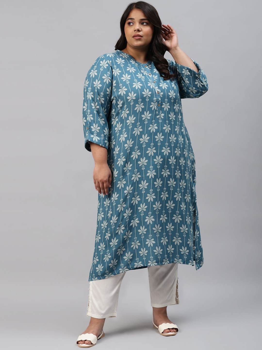 

W Women Blue Floral Printed Roll-up Sleeves Kurta